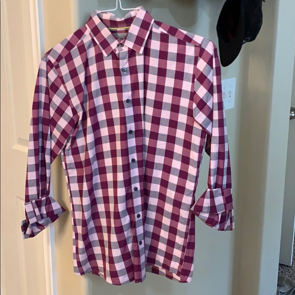 Men’s button down dress shirt